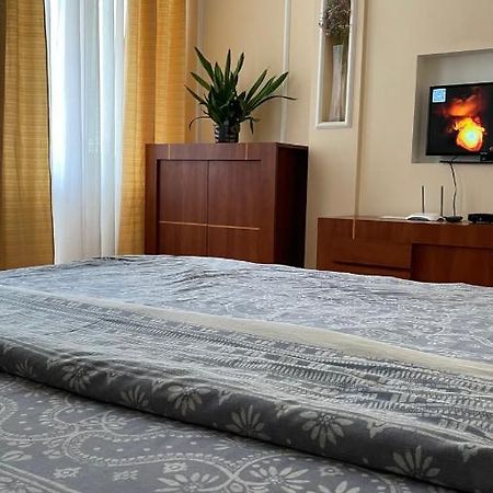 Babylon Apartments On Petliury Street Rivne Exterior foto